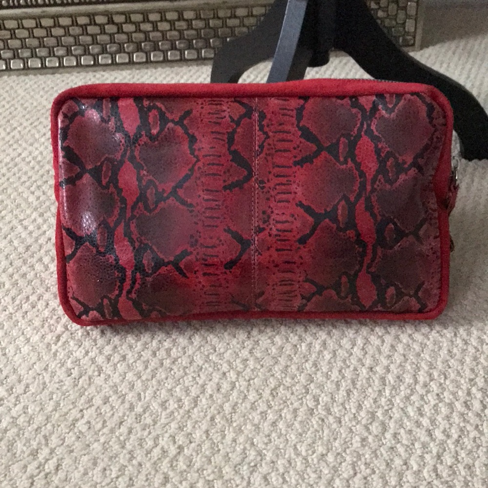 ASOS clutch - Picture 2 of 8